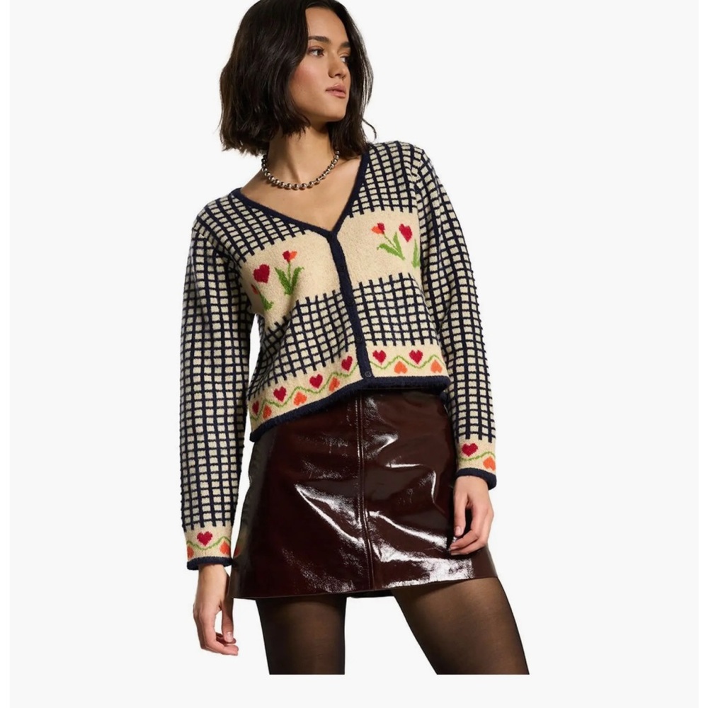 Callahan Bridget Cardigan - Cream and Navy Floral Tulip Sweater